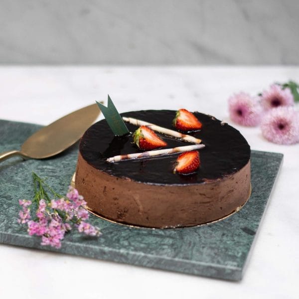 Chokladmoussetårta med mörk choklad